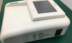 飞利浦 FM20 胎监仪的显示屏具有以下特点